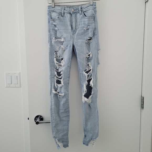 American Eagle- Next Level Stretch Distressed / Ripped Jeans - Picture 4 of 7